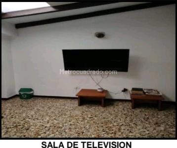 Casa de 4 alcobas en venta en El Limonar, Cali, 230 m² · foto 10 de 20