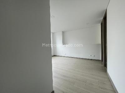 Apartamento de 2 alcobas en venta en Loma De Los Mesa, Envigado, 105 m² · foto 14 de 18
