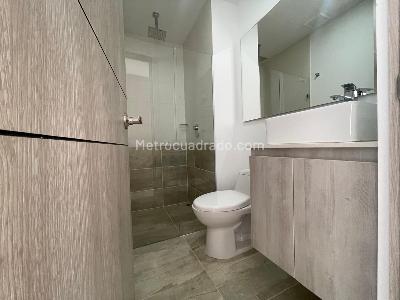 Apartamento de 2 alcobas en venta en Loma De Los Mesa, Envigado, 105 m² · foto 13 de 18