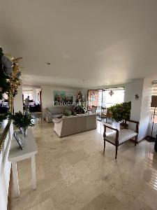 Apartamento de 3 alcobas en venta en Los Balsos, Medellín, 174 m² · foto 9 de 18