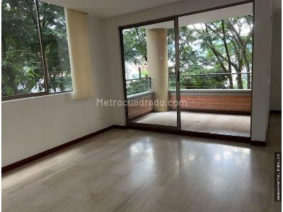 Apartamento de 2 alcobas en venta en Santa Maria, Medellín, 91 m² · foto 7 de 8