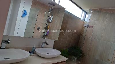 Apartamento de 3 alcobas en venta en Los Balsos, Medellín, 174 m² · foto 8 de 20