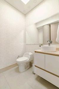 Apartamento de 3 alcobas en venta en El Poblado Los Gonzales, Medellín, 245 m² · foto 14 de 17