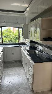 Apartamento de 3 alcobas en venta en El Poblado Santa Maria De Los Angeles, Medellín, 188 m² · foto 5 de 11