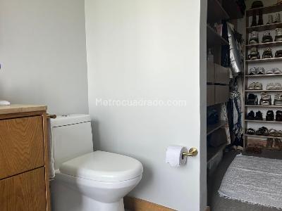 Apartamento de 3 alcobas en venta en El Diamante, Medellín, 196 m² · foto 12 de 20
