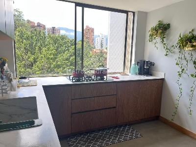 Apartamento de 3 alcobas en venta en El Diamante, Medellín, 196 m² · foto 5 de 20