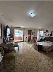 Apartamento de 3 alcobas en venta en El Poblado Castropol, Medellín, 220 m² · foto 7 de 11