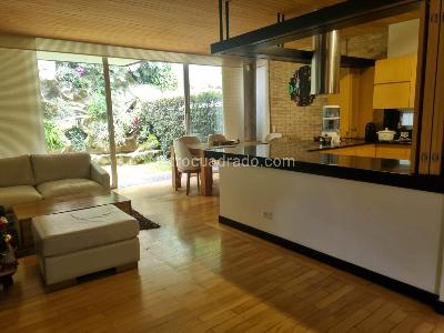 Casa de 4 alcobas en venta en Loma El Atravesado, Envigado, 300 m² · foto 5 de 19