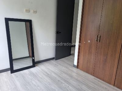 Apartamento de 3 alcobas en venta en Transv, Envigado, 102 m² · foto 11 de 20
