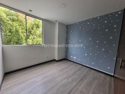 Apartamento de 3 alcobas en venta en Transv, Envigado, 102 m² · foto 14 de 20