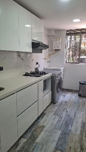 Apartamento de 2 alcobas en venta en Transversal Inferior, Medellín, 56 m² · foto 6 de 14