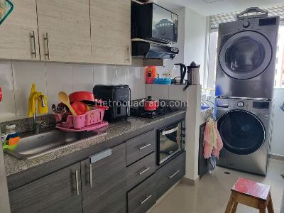 Apartamento en venta en El Esmeraldal, Envigado · foto 6 de 17