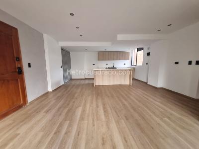 Apartamento de 2 alcobas en venta en El Poblado La Florida, Medellín, 85 m² · foto 3 de 18