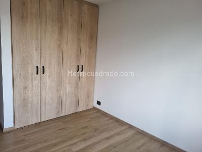 Apartamento de 2 alcobas en venta en El Poblado La Florida, Medellín, 85 m² · foto 13 de 18