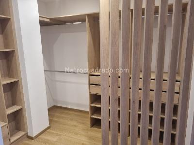 Apartamento de 2 alcobas en venta en El Poblado La Florida, Medellín, 85 m² · foto 10 de 18
