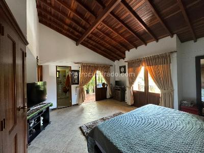 Casa de 3 alcobas en venta en San Antonio, Rionegro, 148 m² · foto 7 de 16