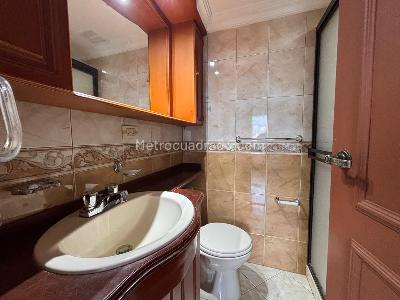 Apartamento de 5 alcobas en venta en Jardines, Envigado, 150 m² · foto 9 de 17