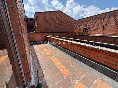Apartamento de 5 alcobas en venta en Jardines, Envigado, 150 m² · foto 15 de 17