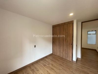 Apartamento de 2 alcobas en venta en Loma De Cumbres, Envigado, 76 m² · foto 17 de 19