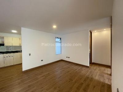 Apartamento de 2 alcobas en venta en Loma De Cumbres, Envigado, 76 m² · foto 8 de 19