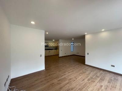 Apartamento de 2 alcobas en venta en Loma De Cumbres, Envigado, 76 m² · foto 9 de 19