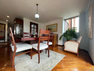 Apartamento de 4 alcobas en venta en Loma Del Campestre, Medellín, 174 m² · foto 12 de 14