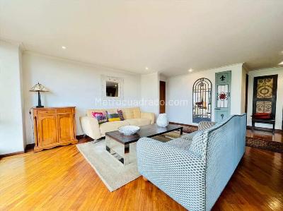 Apartamento de 4 alcobas en venta en Loma Del Campestre, Medellín, 174 m² · foto 8 de 14