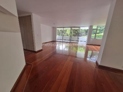 Apartamento en venta en Loma De Los Gonzalez, Medellín · foto 6 de 20