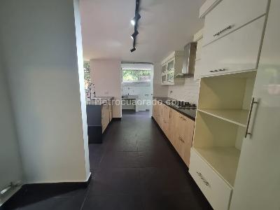 Apartamento en venta en Loma De Los Gonzalez, Medellín · foto 7 de 20