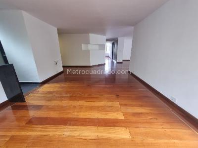 Apartamento en venta en Loma De Los Gonzalez, Medellín · foto 9 de 20