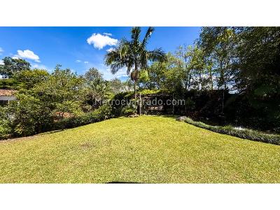 Casa en venta en Loma Del Chocho, Envigado · foto 3 de 20