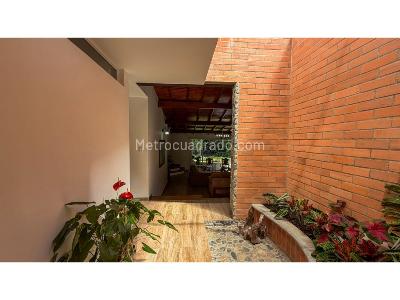 Casa en venta en Loma Del Chocho, Envigado · foto 12 de 20