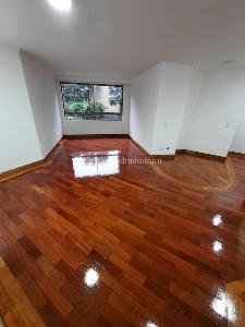 Apartamento en venta en El Poblado Castropol, Medellín · foto 2 de 12