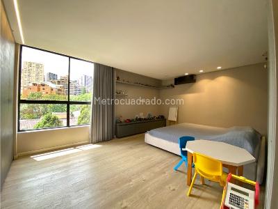 Apartamento de 3 alcobas en venta en Las Lomas, Medellín, 300 m² · foto 10 de 20