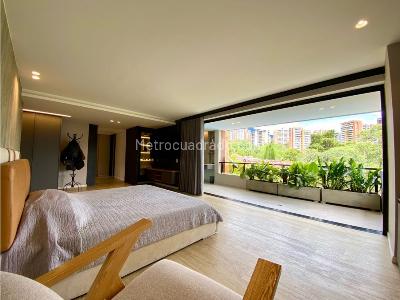 Apartamento de 3 alcobas en venta en Las Lomas, Medellín, 300 m² · foto 17 de 20
