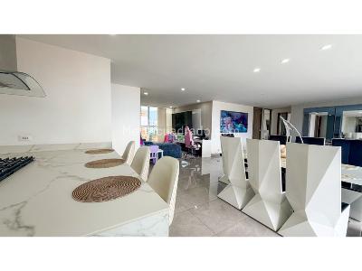 Apartamento en venta en El Campestre, Medellín · foto 2 de 18