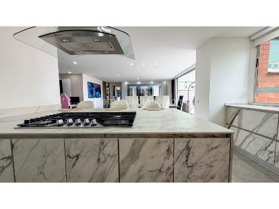 Apartamento en venta en El Campestre, Medellín · foto 3 de 18