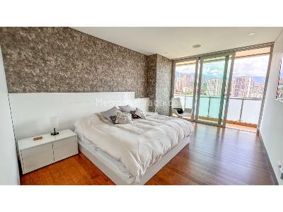 Apartamento de 3 alcobas en venta en Las Lomas, Medellín, 406 m² · foto 10 de 19