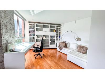 Apartamento de 3 alcobas en venta en Las Lomas, Medellín, 406 m² · foto 17 de 19