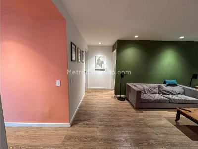 Apartamento en venta en El Tesoro, Medellín · foto 10 de 18
