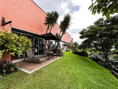 Casa de 3 alcobas en venta en Las Palmas, Medellín, 440 m² · foto 6 de 19