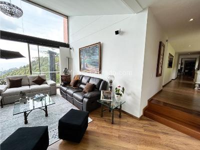 Casa de 3 alcobas en venta en Las Palmas, Medellín, 440 m² · foto 9 de 19