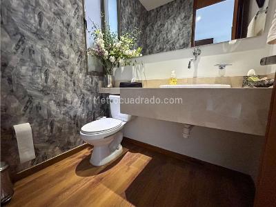 Casa de 3 alcobas en venta en Las Palmas, Medellín, 440 m² · foto 10 de 19