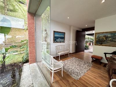Casa de 3 alcobas en venta en Las Palmas, Medellín, 440 m² · foto 11 de 19
