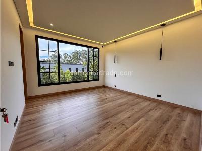 Casa de 4 alcobas en venta en Llanogrande, Rionegro, 400 m² · foto 10 de 18