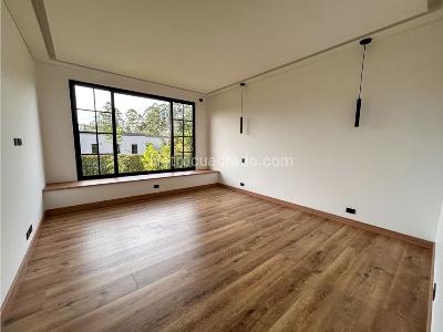 Casa de 4 alcobas en venta en Llanogrande, Rionegro, 400 m² · foto 12 de 18