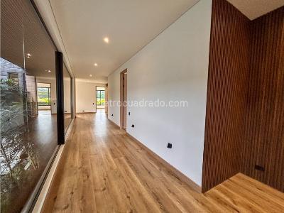 Casa de 4 alcobas en venta en Llanogrande, Rionegro, 400 m² · foto 13 de 18