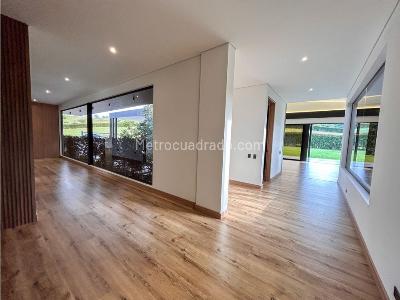 Casa de 4 alcobas en venta en Llanogrande, Rionegro, 400 m² · foto 9 de 18