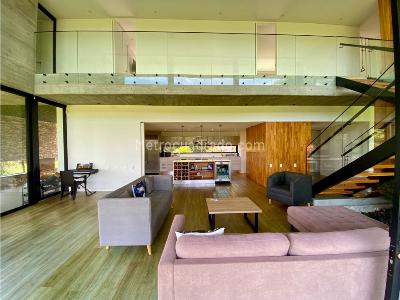Casa de 3 alcobas en venta en El Tablazo, Rionegro, 736 m² · foto 5 de 20
