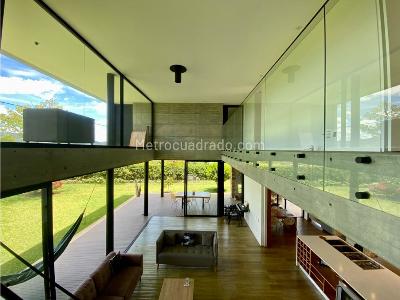 Casa de 3 alcobas en venta en El Tablazo, Rionegro, 736 m² · foto 10 de 20